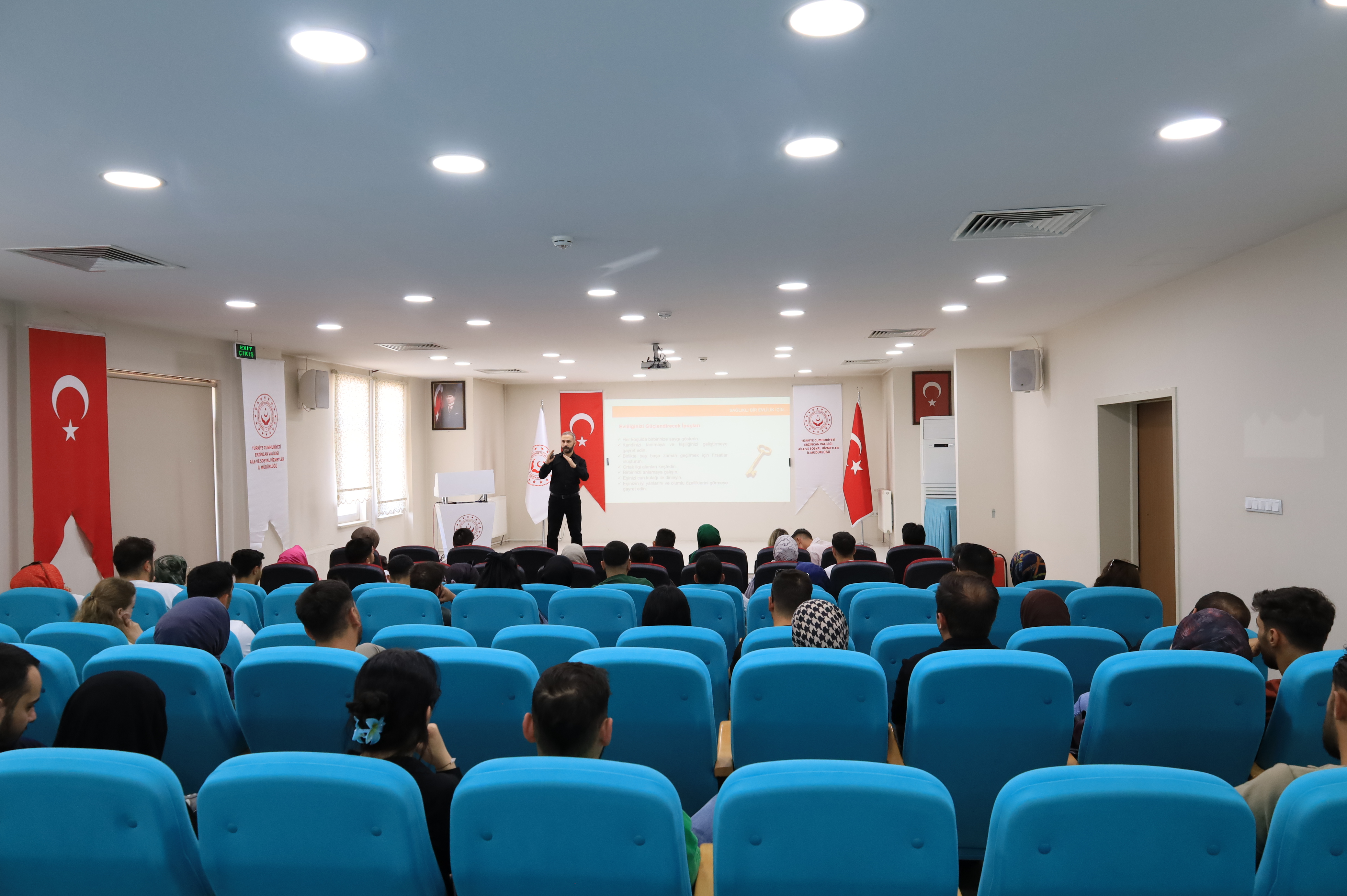 “Evlenecek Gençlerin Desteklenmesi Projesi” kapsamında Evlilik Öncesi Eğitim Programlarımız devam ediyor.