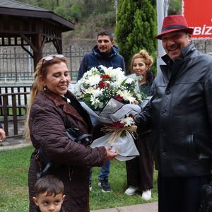 8 Nisan Romanlar Günü vesilesiyle İl Müdürümüz Sn. Mehmet Türkmen KÖSE ile bir araya gelinmiştir. - fotoğraf 3