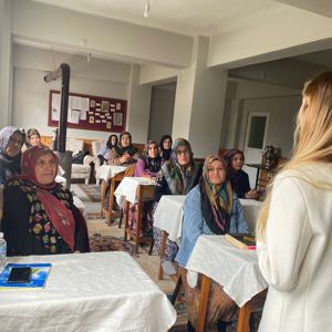 “ Evlilik ve Aile Hayatı” konulu eğitim düzenlenmiştir. - fotoğraf 2