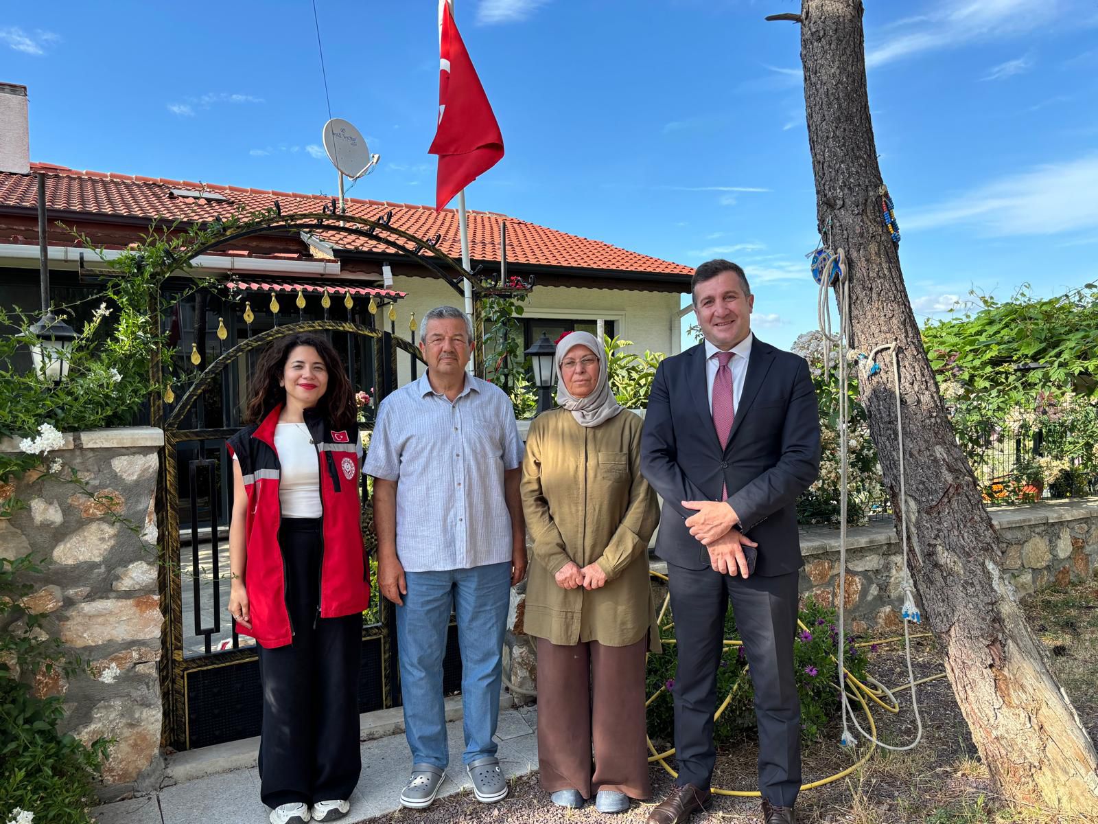 Babalar Günü’nde Şehit Emanetlerine Vefa Ziyareti