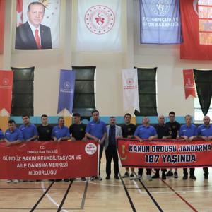 Gündüz Bakım Rehabilitasyon ve Aile Danışma Merkezinden hizmet alan özel bireylerimiz arasında basketbol maçı düzenlenmiştir.  - fotoğraf 2