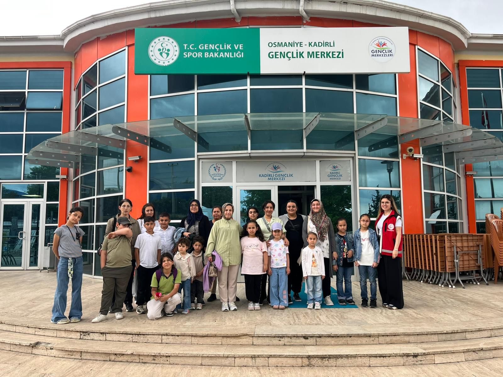 Milli Aile Haftası kapsamında aile bağlarını güçlendirmek ve kuşaklar arası iletişimi artırmak amacıyla anlamlı bir etkinlik gerçekleştirildi. 