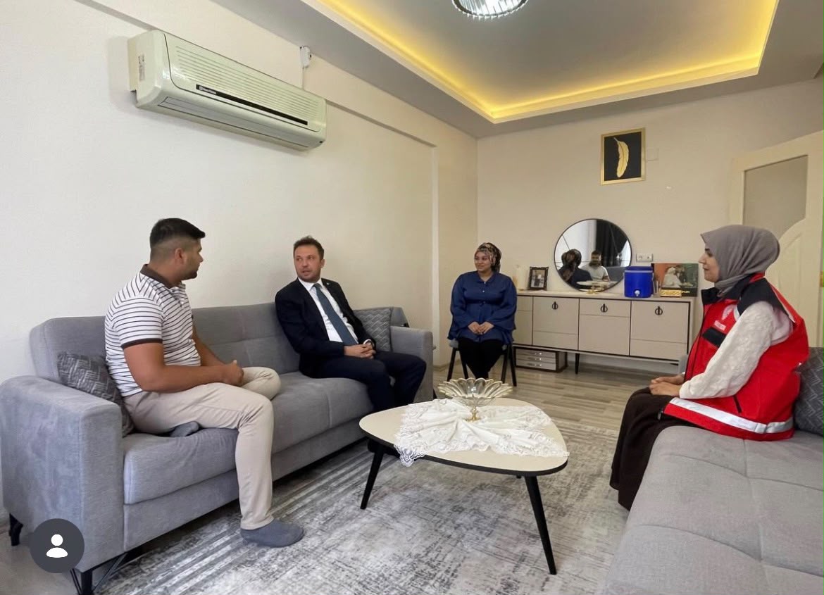 Aile ve Gençlik Fonundan yararlanıp yuva kuran çiftlerimizi ziyaret 
