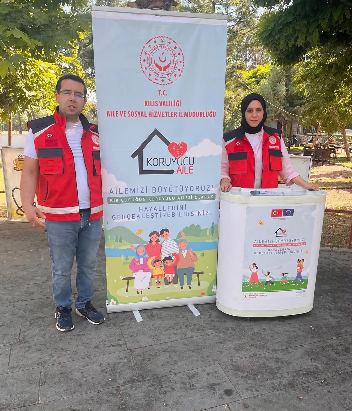 Koruyucu Aile Ayı’nda Anlamlı Etkinlik: Vatandaşlara Koruyucu Aile Hizmeti Anlatıldı