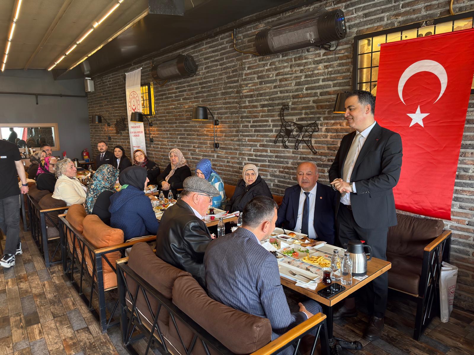 Anneler Günü Programı