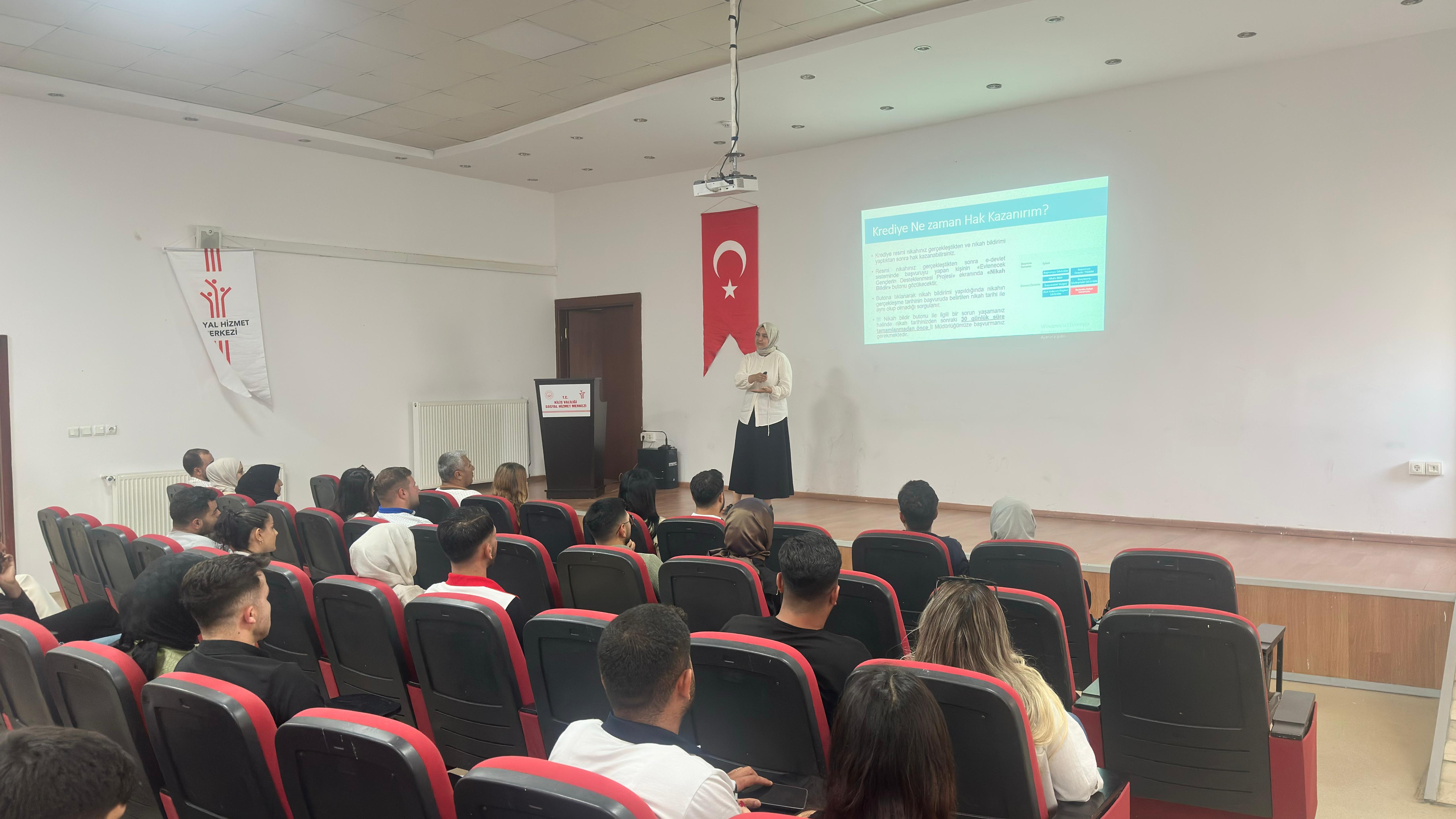 Evlenecek Gençlerin Desteklenmesi Projesi Kapsamında Evlilik Öncesi Eğitim Programı Gerçekleştirildi