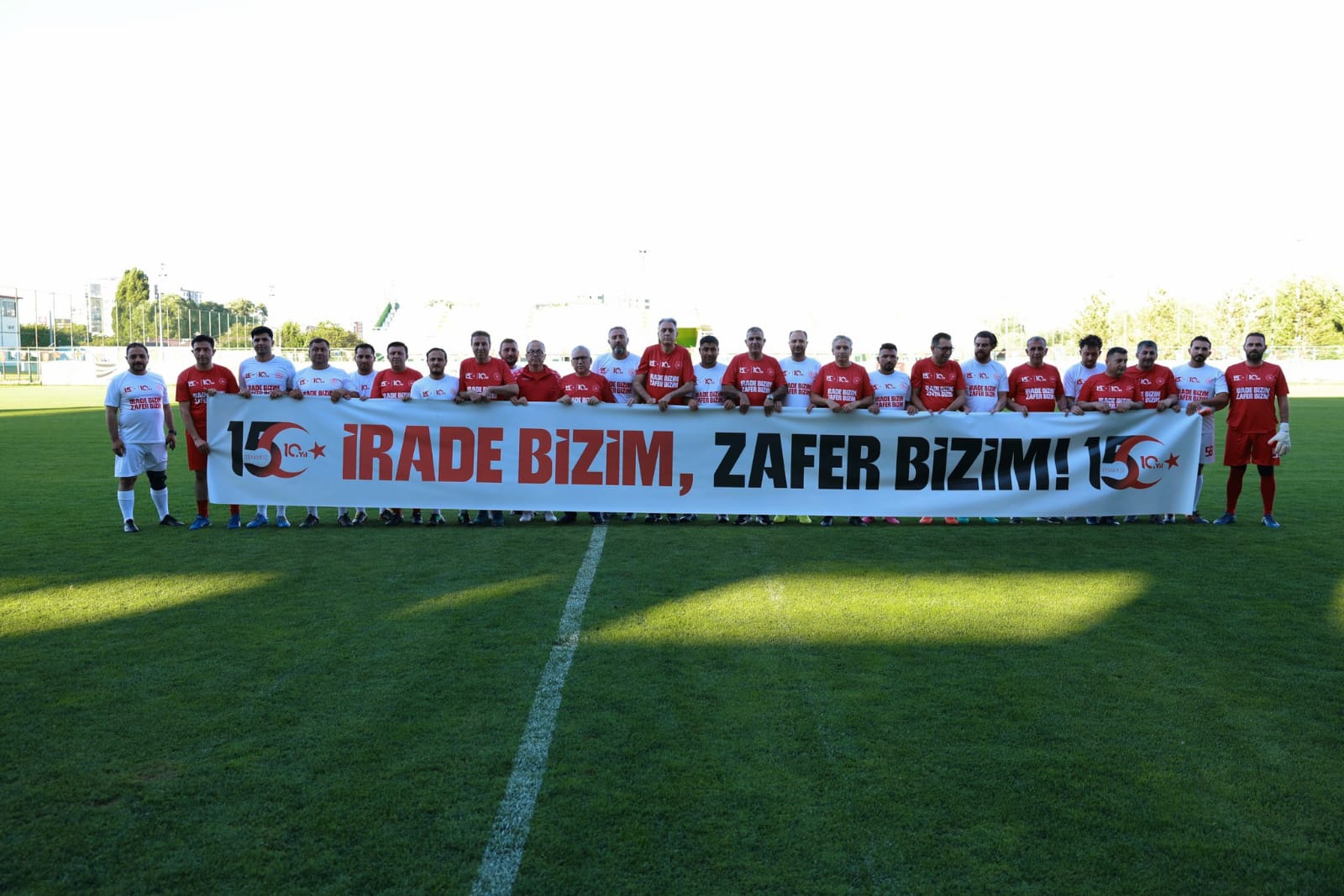 15 Temmuz’un Aziz Hatırası Dostluk Futbol Karşılaşmasıyla Yaşatıldı
