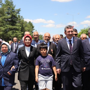 15 Temmuz Demokrasi ve Millî Birlik Anıtı Ziyaret Edildi - fotoğraf 5