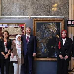 15 Temmuz’un 10. Yılında “Sanata Teşvik ve Sanatla Yaşam Sergisi” Türkiye Büyük Millet Meclisinde Düzenlendi - fotoğraf 3
