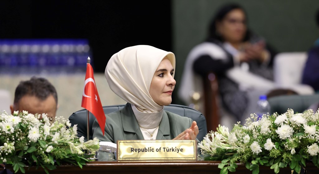 Yazdır Bağlantıyı aç Bağlantıyı aç Aile ve Sosyal Hizmetler Bakanımız Göktaş, İİT 9. Kadından Sorumlu Bakanlar Konferansı'nda konuştu