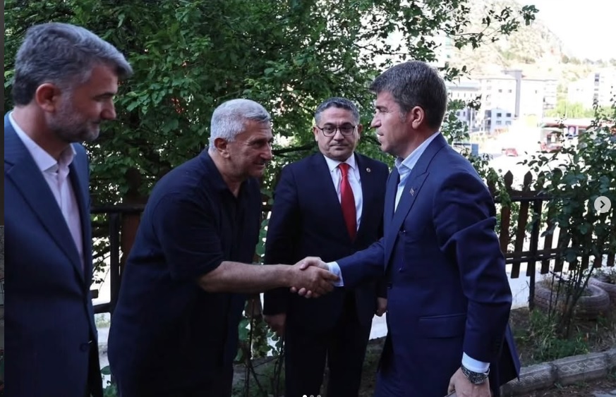 Demokrasi Şehidimiz Ahmet ÖZSOY'un Kıymetli Ailesi Ziyaret Edildi
