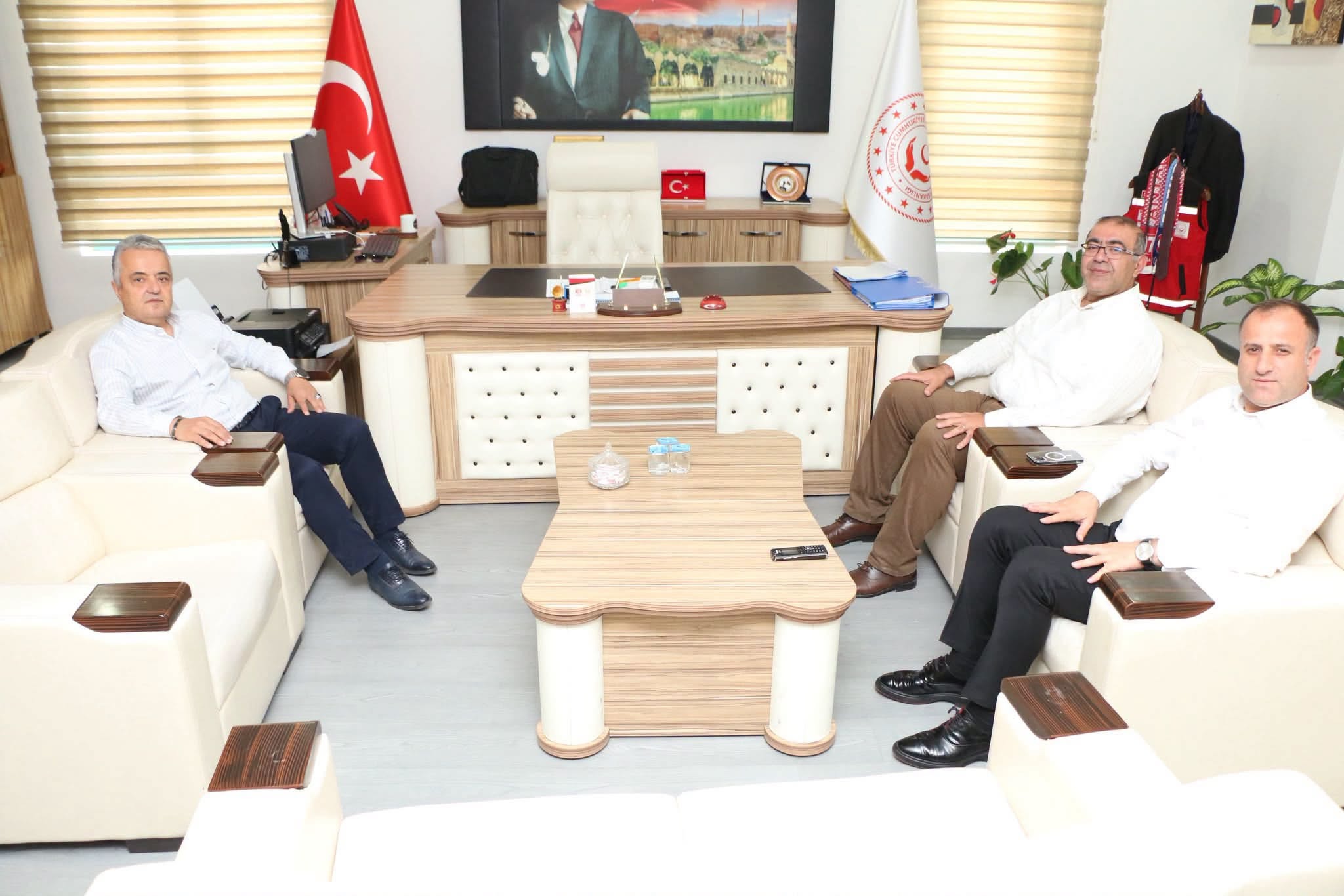 Vakıflar Bölge Müdürü ve Kadastro Müdürümüzden İl Müdürümüze Ziyaret