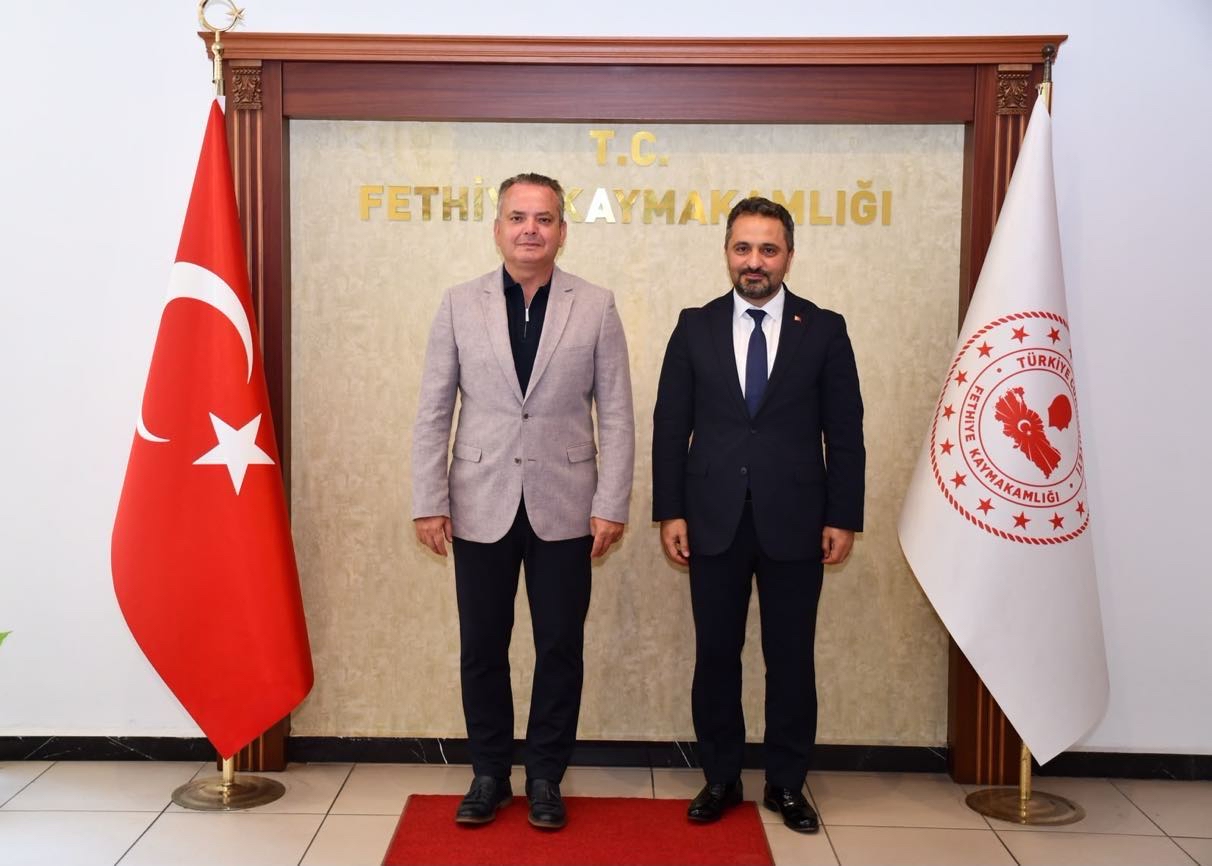 İl Müdürümüz Mahmut SELÇUK, Fethiye Kaymakamı Fatih AKKAYA’yı makamında ziyaret etti.