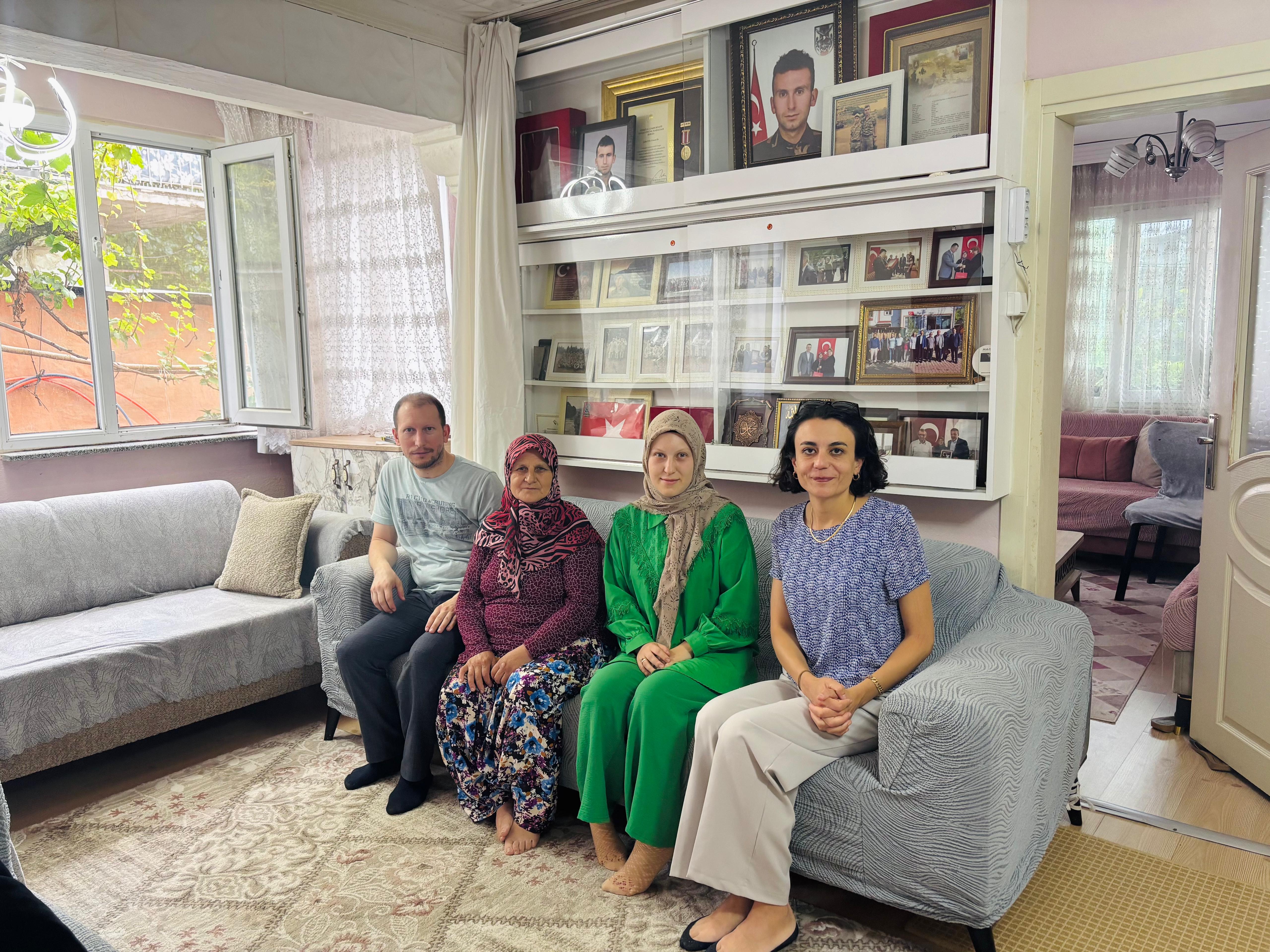 ŞEHİDİMİZ OSMAN ER’İN SENE-İ DEVRİYESİ ZİYARETİ
