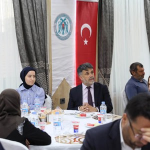 Şehit Ailelerimiz ve Gazilerimiz Onuruna Yemek Programı Düzenlendi. - fotoğraf 8