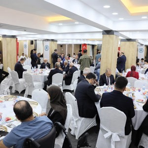Şehit Ailelerimiz ve Gazilerimiz Onuruna Yemek Programı Düzenlendi. - fotoğraf 12