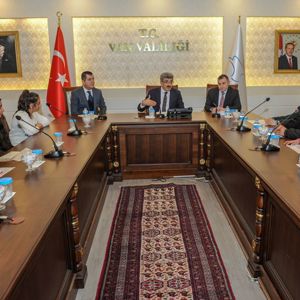 Başarılı Öğrenciler Tablet ve Telefonla Ödüllendirildi - fotoğraf 1