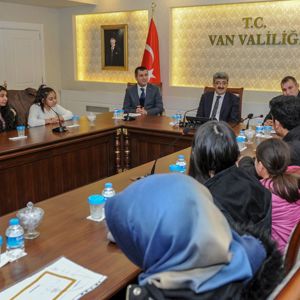 Başarılı Öğrenciler Tablet ve Telefonla Ödüllendirildi - fotoğraf 5