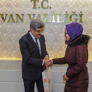 Başarılı Öğrenciler Tablet ve Telefonla Ödüllendirildi - fotoğraf 7