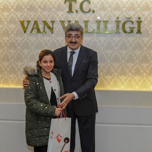 Başarılı Öğrenciler Tablet ve Telefonla Ödüllendirildi - fotoğraf 9