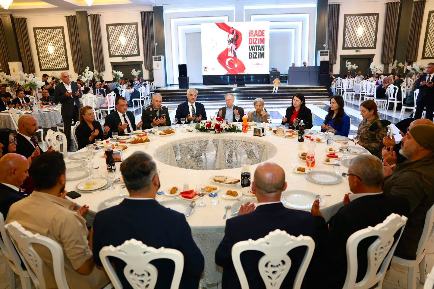 Şehit Aileleri ve Gazilerimiz Onuruna Anlamlı Buluşma.