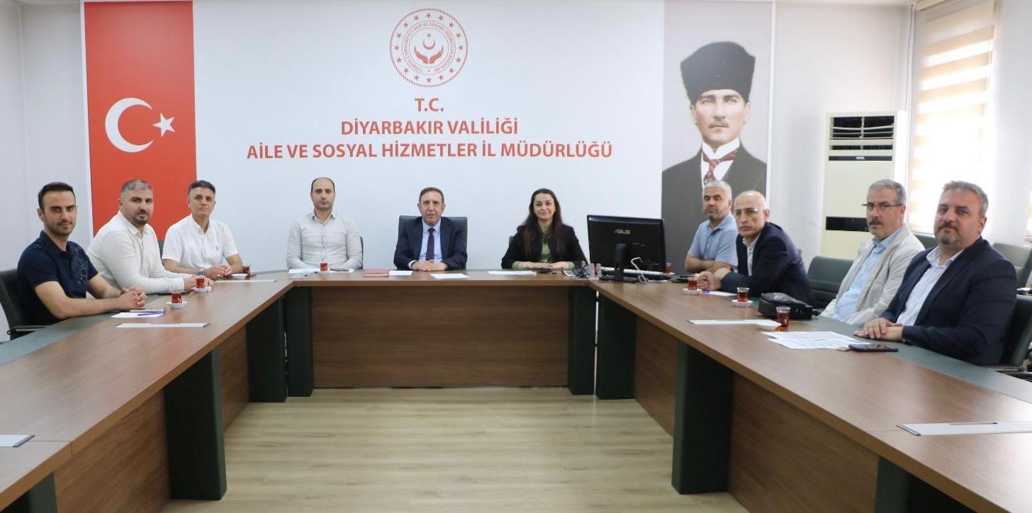 Çocuk Kuruluş Müdürleriyle Haftalık İstişare Toplantısı Gerçekleştirildi