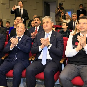 Yeşilay Haftası Yarışmalarında Adana Birincilerine Ödül Takdimi - fotoğraf 2