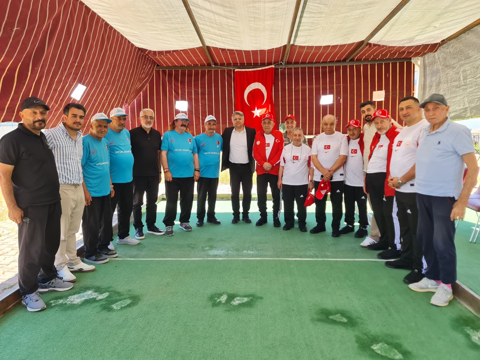 Ezeli Rekabet, Ebedi Dostluk Bocce Sahasında Buluştu
