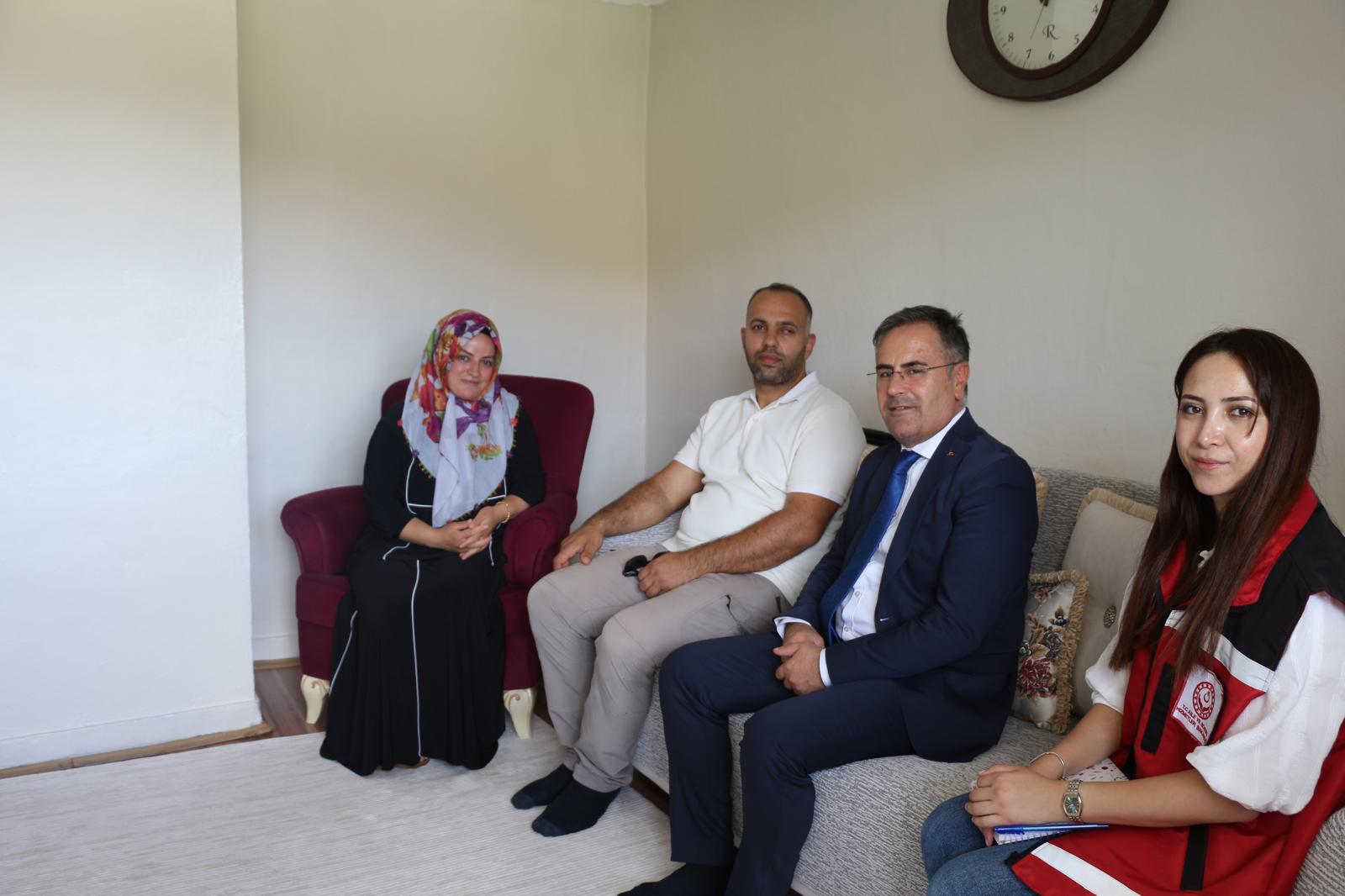 İl Müdürümüz Vefa Akdoğan, Aziz Şehidimiz Suat Karasu’nun Kıymetli Ailesini Ziyaret Etti