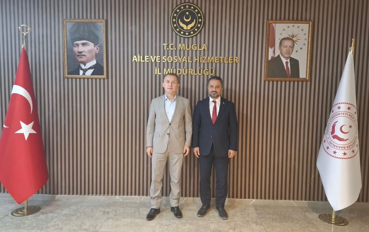 Sosyal Güvenlik Kurumu (SGK) Muğla İl Müdürü Özkan ASLAN, İl Müdürümüz Mahmut SELÇUK’u makamında ziyaret etti.