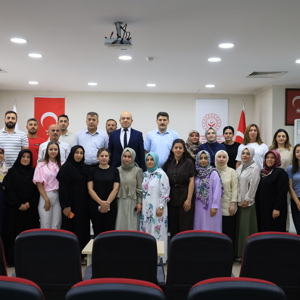 İl Müdürlüğümüz koordinesinde göreve yeni başlayan bakım personeline yönelik düzenlenen Menti-Mentör Eğitim Programı, İl Müdürümüz Sayın Abdulhalim Ünalan tarafından başlatılmıştır. - fotoğraf 1