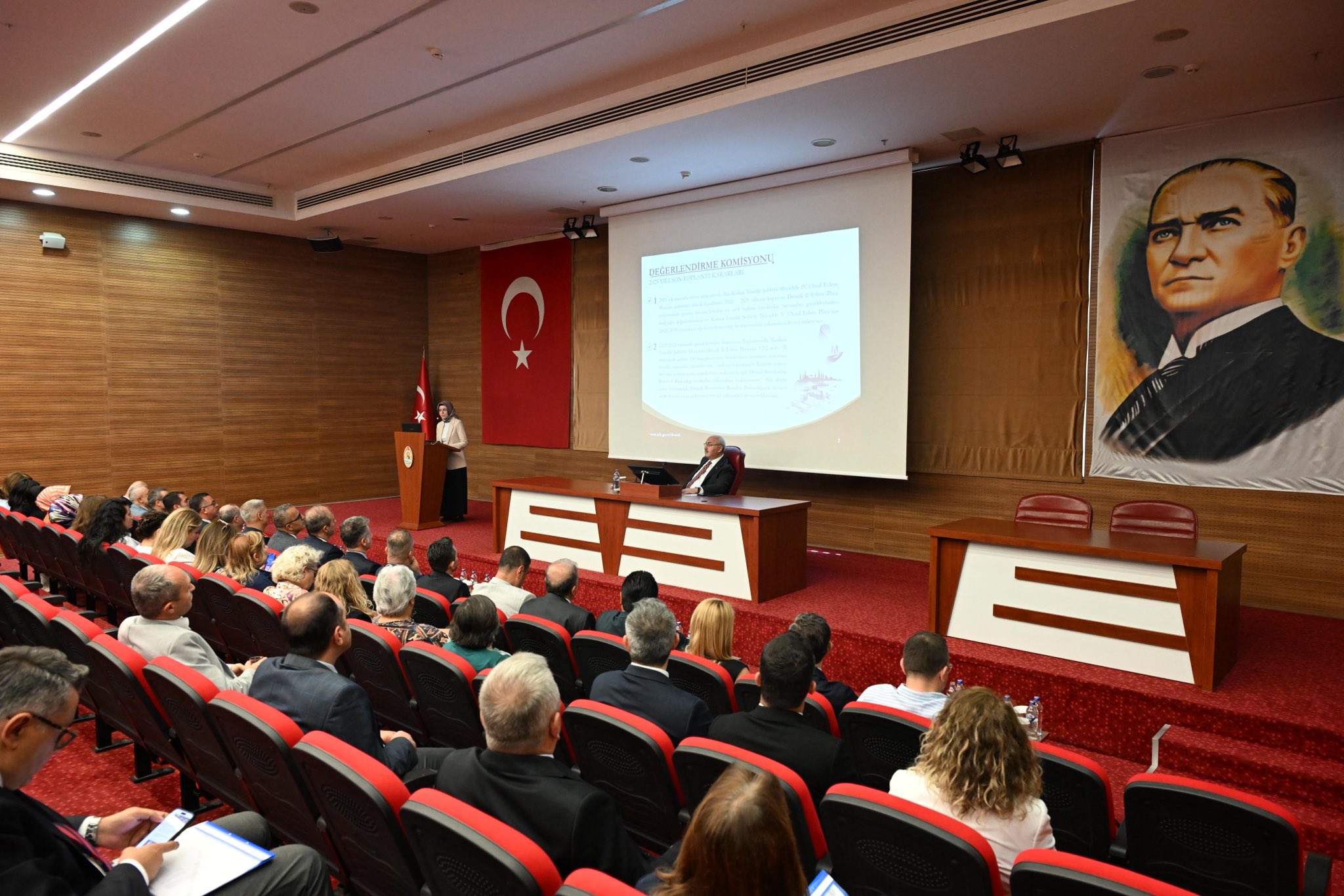 Kadına Yönelik Şiddetle Mücadele V.  İl Koordinasyon İzleme ve Değerlendirme Komisyon Toplantısı Gerçekleştirildi