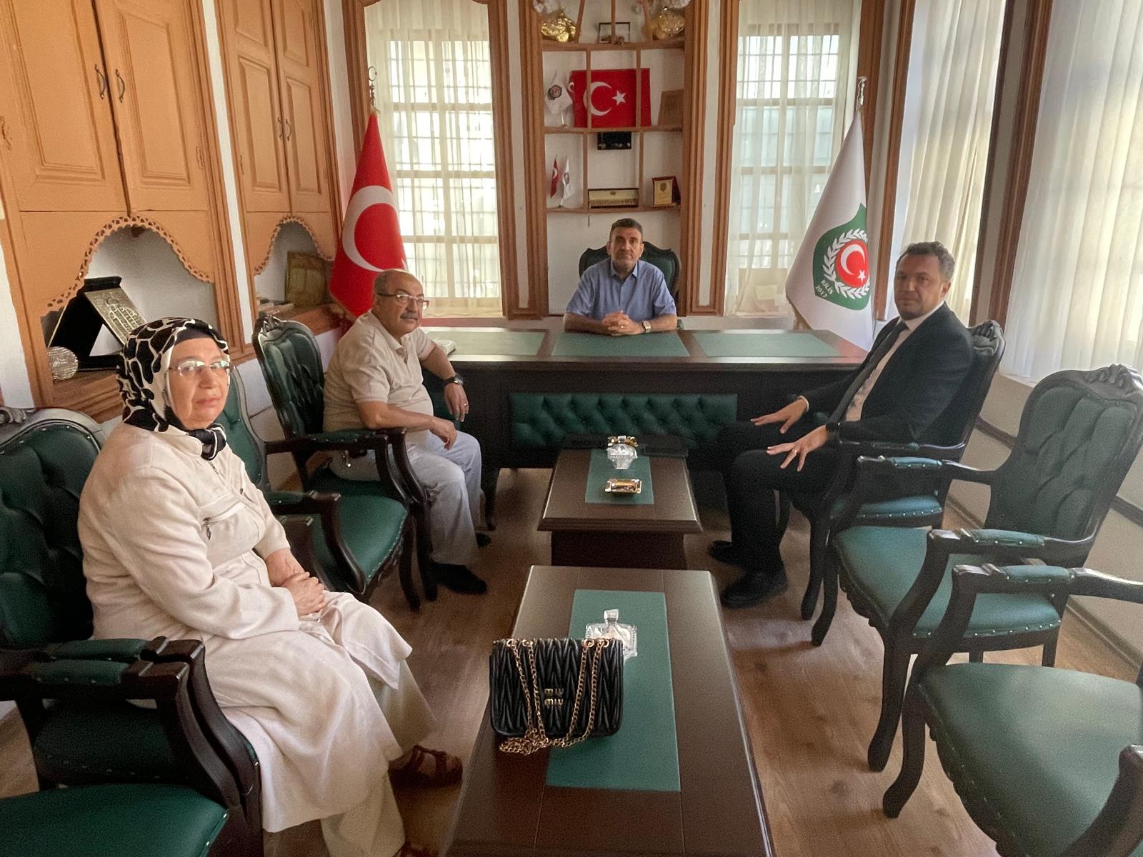 İl Müdürü Çetin Tutaş'tan Kilis Sivil Şehit ve Gazi Aileleri Derneğine Ziyaret