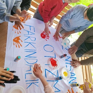 2 Nisan Dünya Otizm Farkındalık Günü Kapsamında Otizmli Çocuklar ile Bir Araya Gelindi - fotoğraf 4