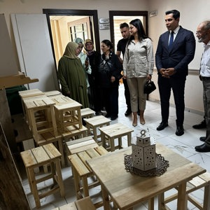 Son Başbakanımız Sayın Binali Yıldırım’ın kıymetli eşi Sayın Semiha Yıldırım Hanımefendi’nin ev sahipliğinde, Kemah Huzurevi Müdürlüğü’nde kalan kıymetli büyüklerimiz için anlamlı ve unutulmaz bir etkinlik gerçekleştirildi. - fotoğraf 8