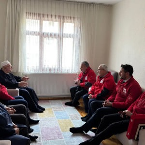 Seydişehir Sosyal Hizmet Merkezi Müdürlüğümüz Türk Polis Teşkilatının Kurluşu ve Polis Haftası Kapsamında 15 Temmuz Şehidi Muhsin KİREMİTCİ’nin Kıymetli Ailesi ve Eşini Ziyaret Etti  - fotoğraf 2