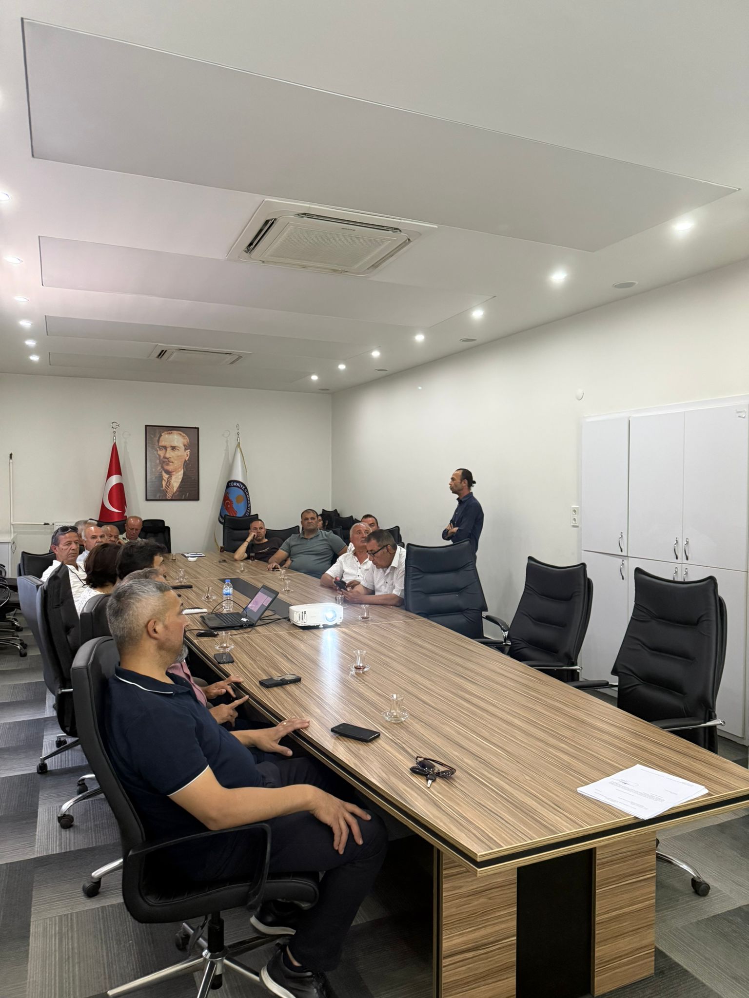 Sarayköy’de Muhtarlara Yönelik Sosyal Risk Haritası ve Kadına Yönelik Şiddetle Mücadele Bilgilendirme Sunumu Gerçekleştirildi