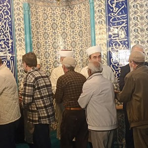 Vatanımızın Bekası ve Milletimizin Bağımsızlığı Uğruna Canlarını Feda Eden Aziz Şehitlerimizi Anmak Üzere bir Anma Programı Gerçekleştirildi - fotoğraf 4
