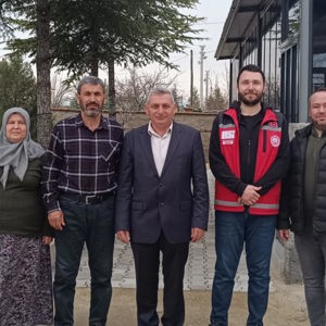 Aziz Şehitlerimiz İdris Büyükdönmez ve Birol Dağlı’nın Kıymetli Aileleri ile Kahraman Gazimiz Halil İbrahim Yılmaz ziyaret Edildi - fotoğraf 1
