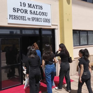 Koruma Altında Bulunan Çocuklarımız, Selçuk Üniversitesi Fen Fakültesi Dekanlığı’nın Misafirliğinde Üniversite Hayallerini Gerçeğe Dönüştüren Özel Bir Gün Yaşadı - fotoğraf 5