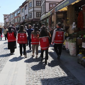 Otizme Dikkat Çekmek, Farkındalık Oluşturmak ve Empatiyi Büyütmek İçin Bedesten Çarşısı’ndaydık - fotoğraf 8