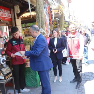 Otizme Dikkat Çekmek, Farkındalık Oluşturmak ve Empatiyi Büyütmek İçin Bedesten Çarşısı’ndaydık - fotoğraf 11