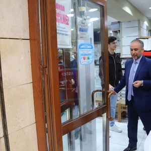 Otizme Dikkat Çekmek, Farkındalık Oluşturmak ve Empatiyi Büyütmek İçin Bedesten Çarşısı’ndaydık - fotoğraf 14