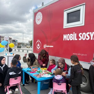 Mobil Sosyal Hizmet Aracımız Saha Çalışmalarını Sürdürüyor - fotoğraf 1