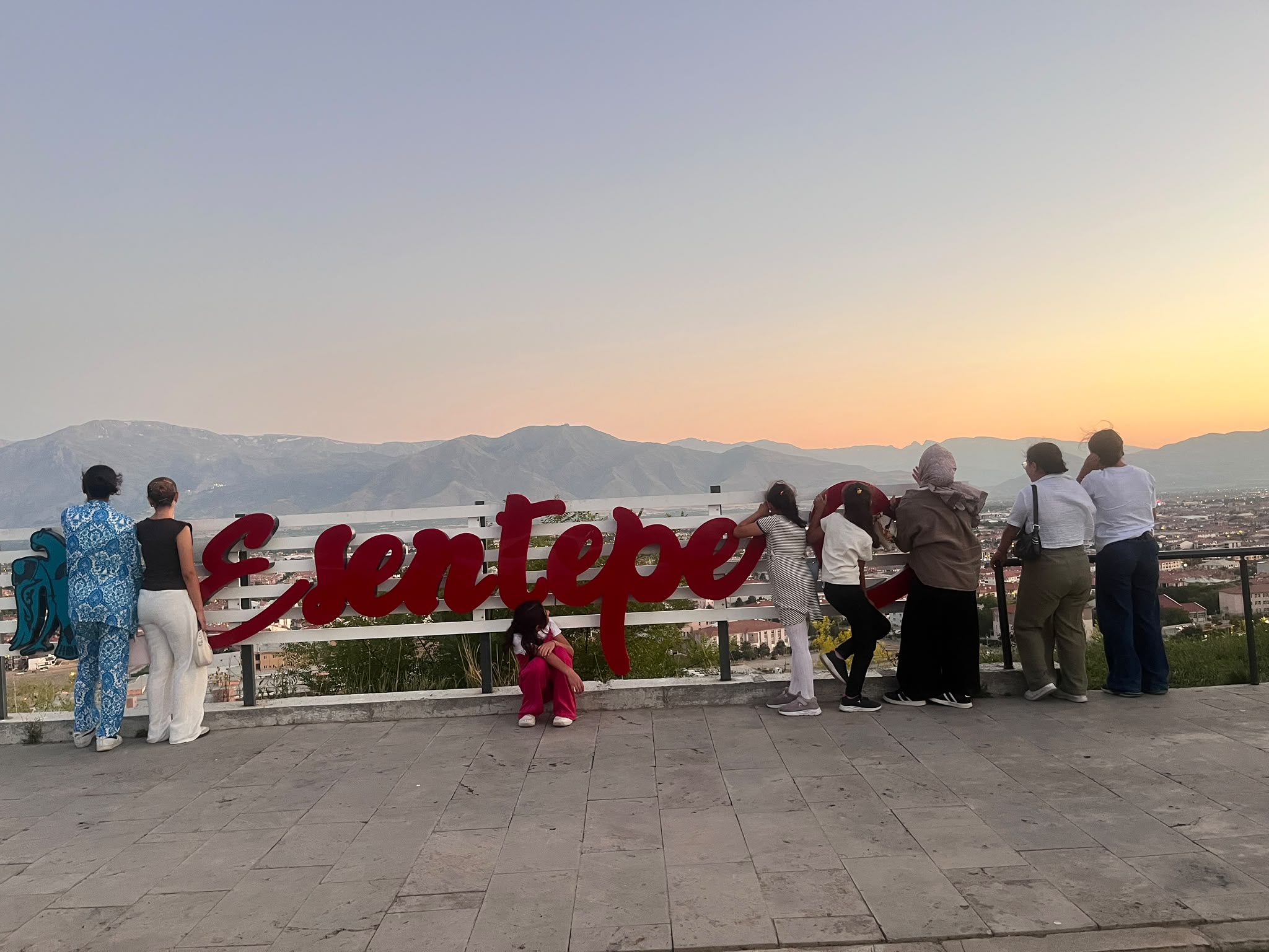  Tarih, Doğa ve Kültürle Dolu Bir Yaz Yolculuğu 