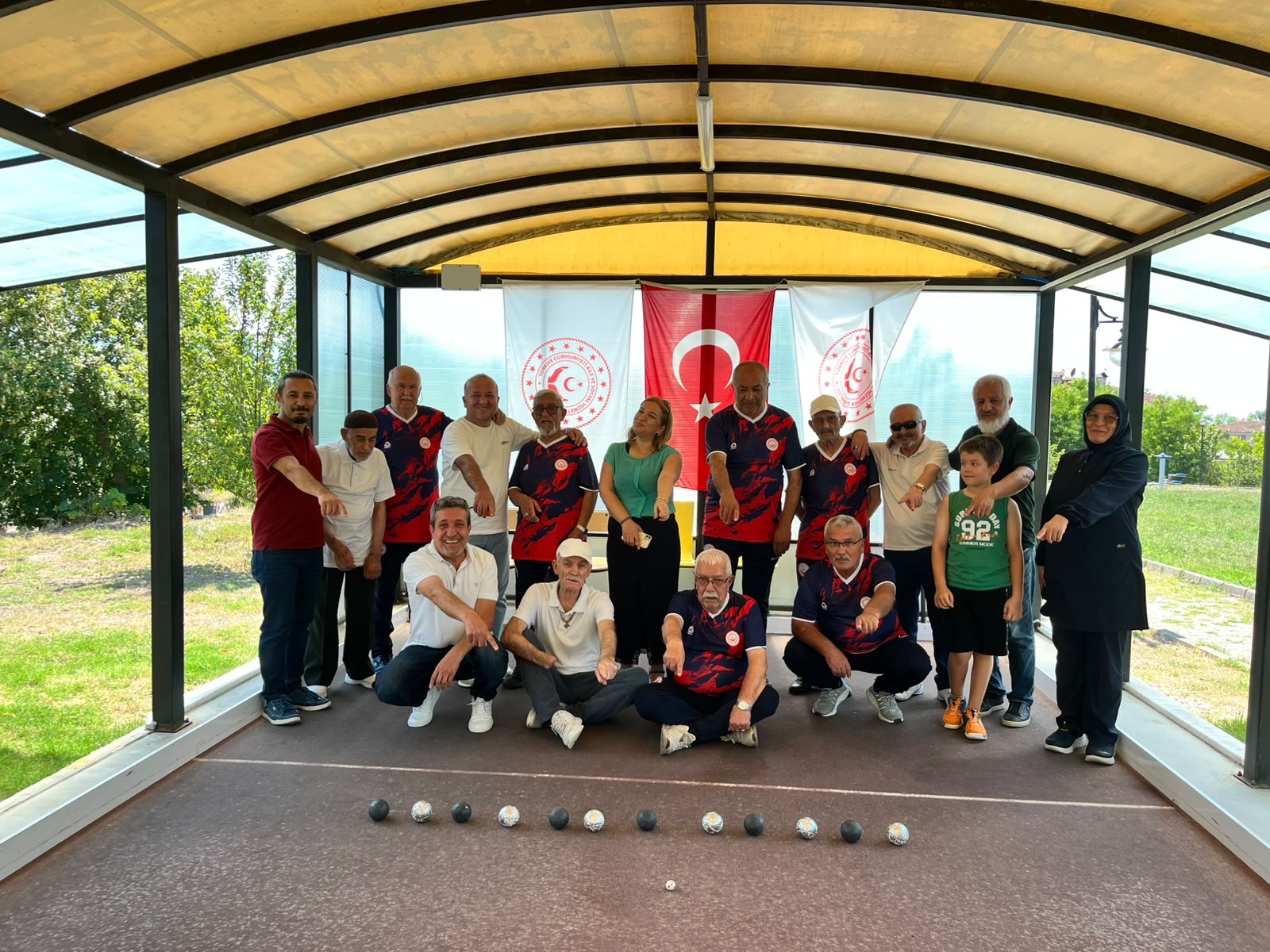 Bocce Müsabakasında Dostluk ve Dayanışma Kazandı.