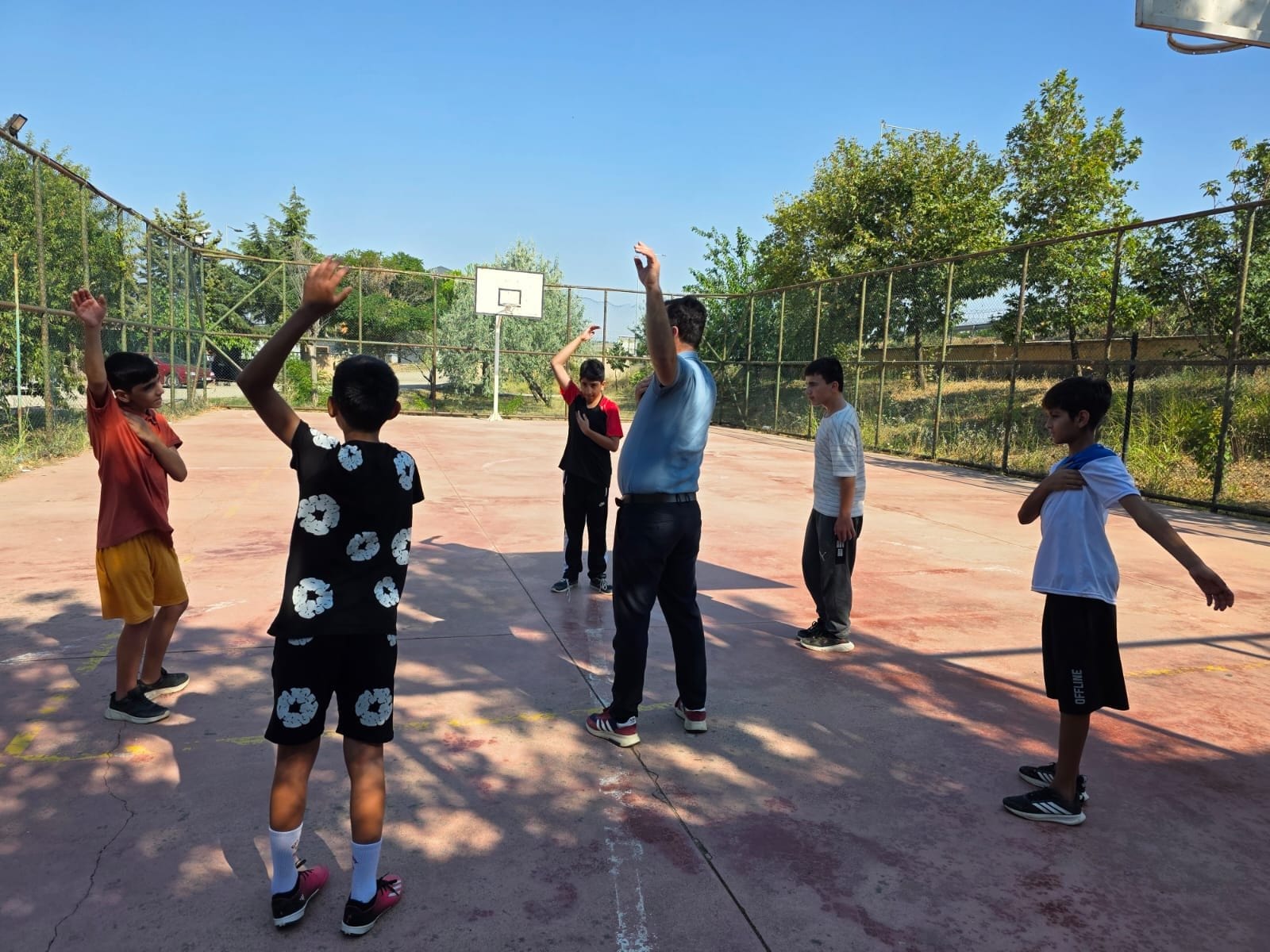 Çocuklarımızın Yaz Tatili Spor ve Egzersiz Etkinlikleriyle Renkleniyor