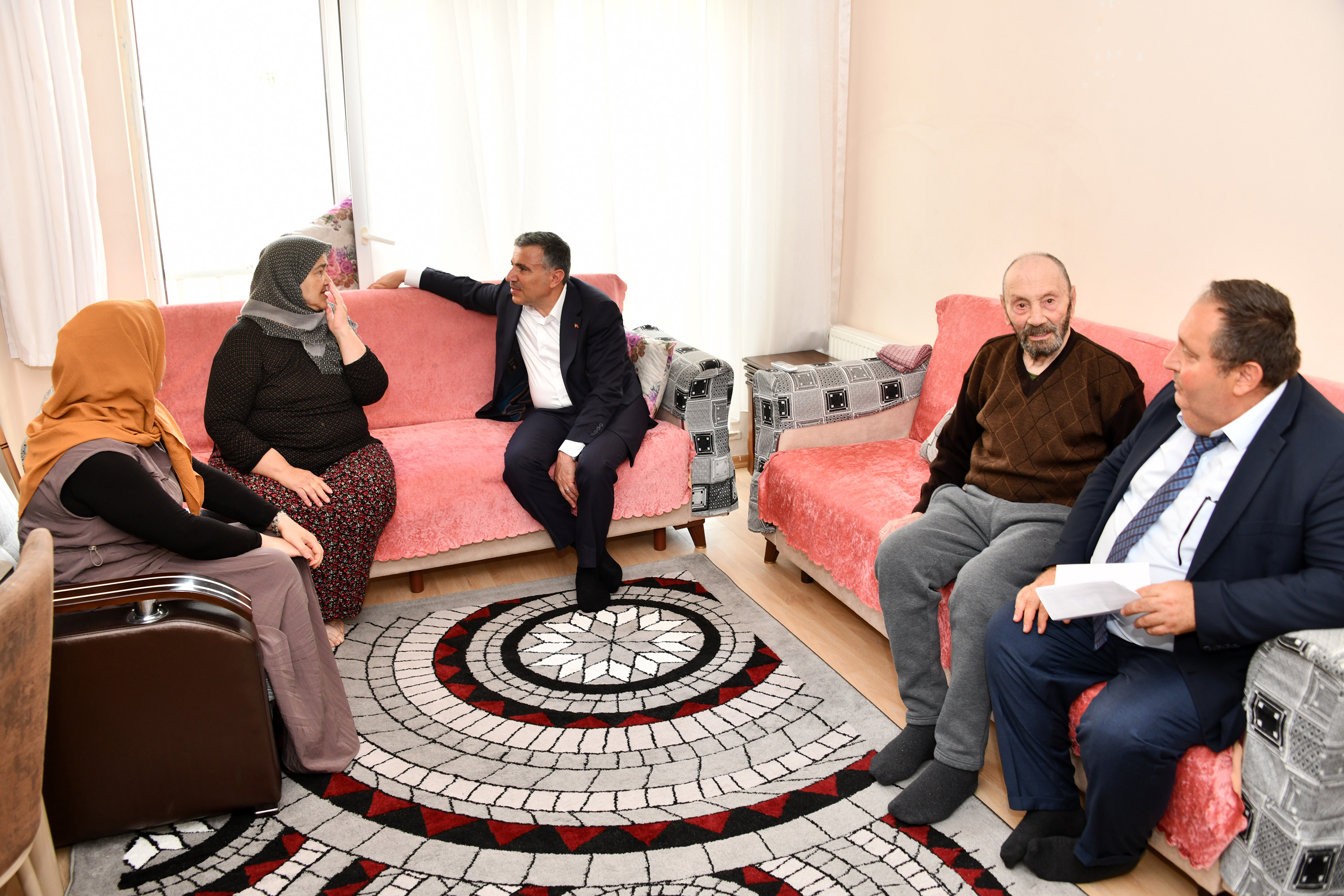 Ailelerimiz Hanelerinde Ziyaret Edildi