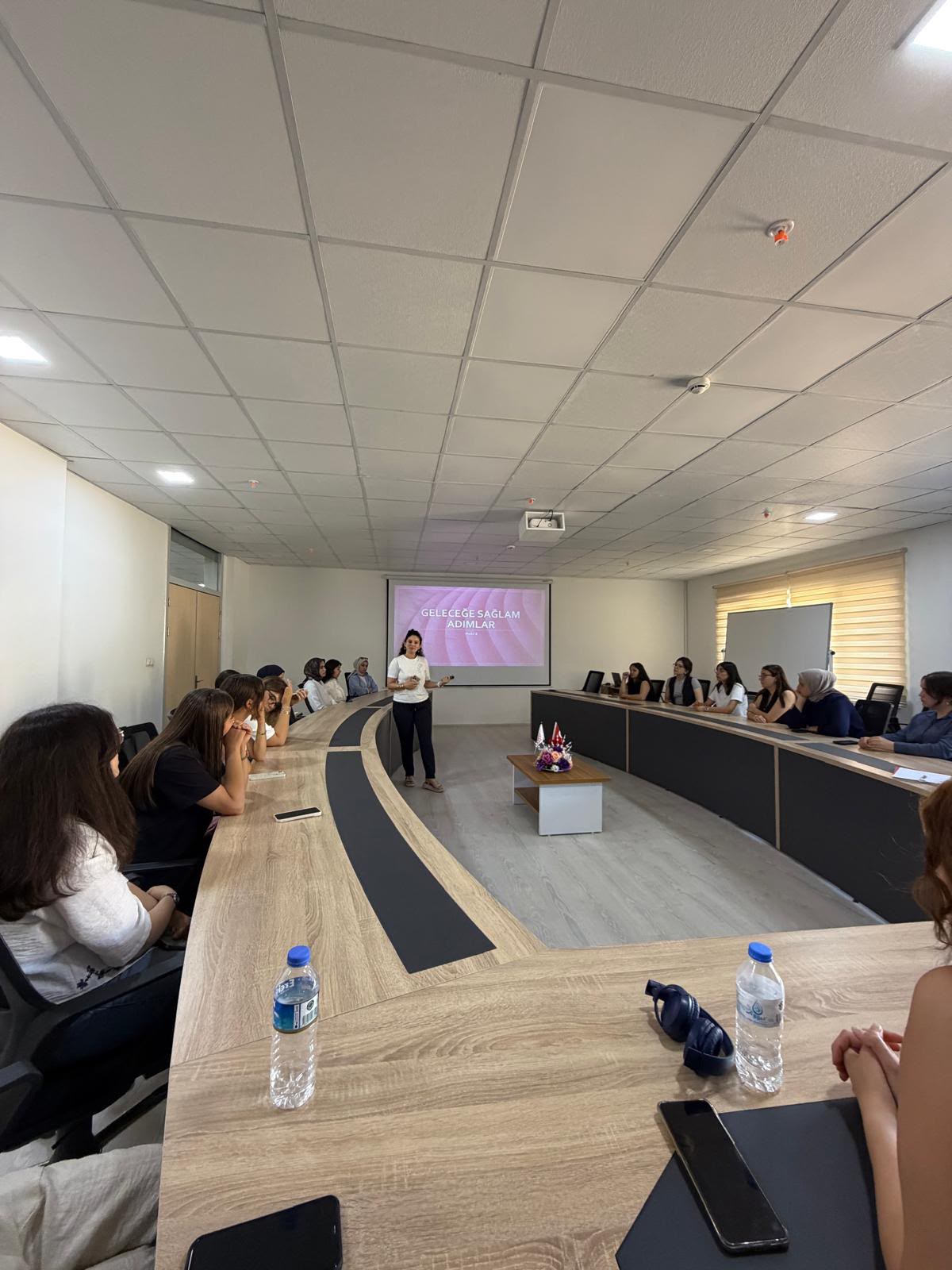 Çalışma Arkadaşlarımız Tarafından Ulusal Staj Programı Kapsamında Staj Yapan Öğrencilerimize Yönelik Eğitimler Gerçekleştirildi