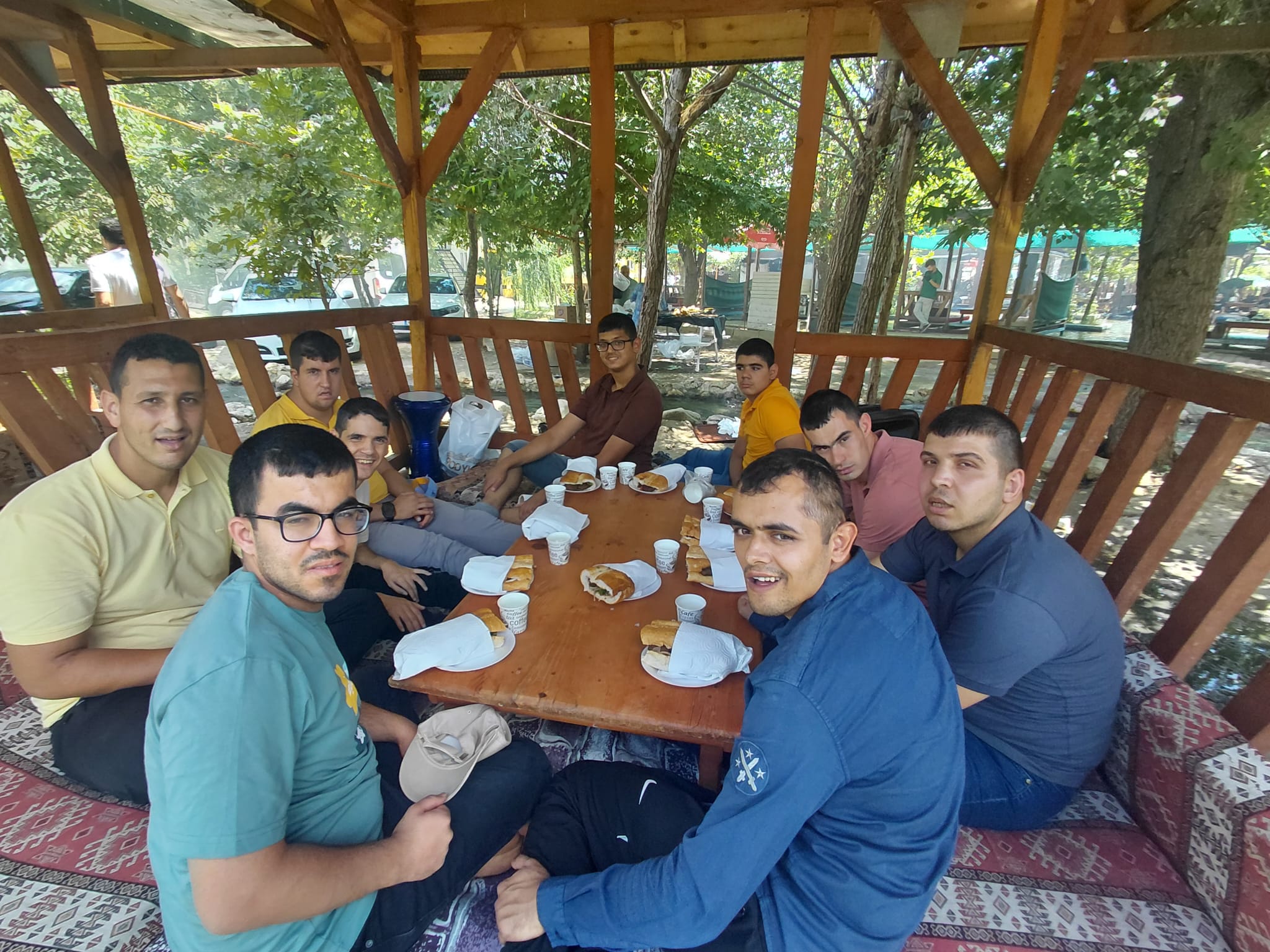 Engelsiz Yaşam Merkezi Sakinlerimiz Fırnız Piknik Alanı’nda Keyifli Bir Gün Geçirdi